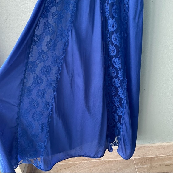 Vae Mode | Vintage 80s Cobalt Blue Lace Front Long Slip Dress Lingerie Nightgown - Picture 7 of 14